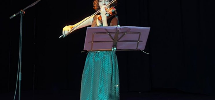 Valentina Velandia ganó premio con su violín